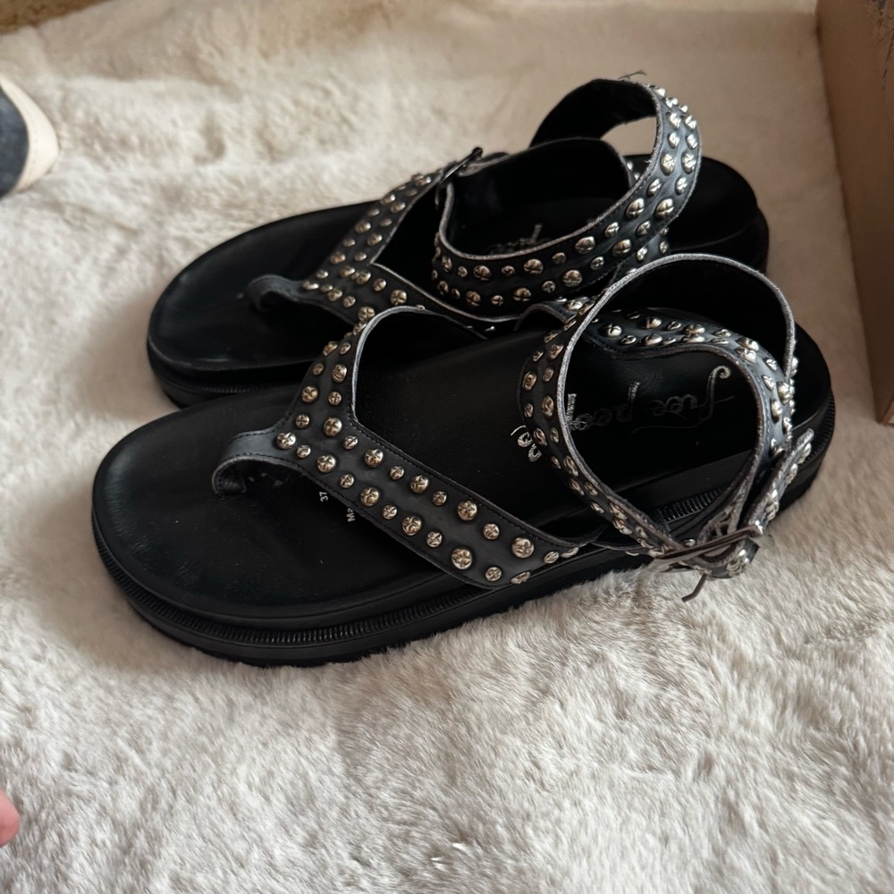 Free People Izzy Black Sandals with Silver Studs - Picture 3 of 7